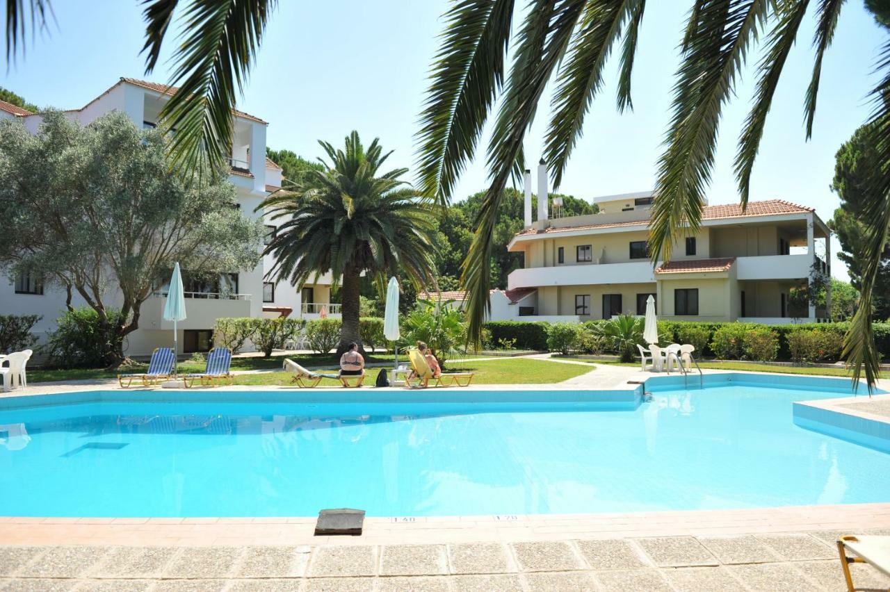 Niki Hotel Apartments Ialysos  Extérieur photo